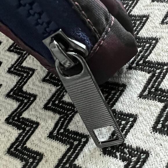 NWT Heritage 365 Camo Smoky Red Night Sea Multi lululemon Everywhere Belt Bag - Picture 3 of 12